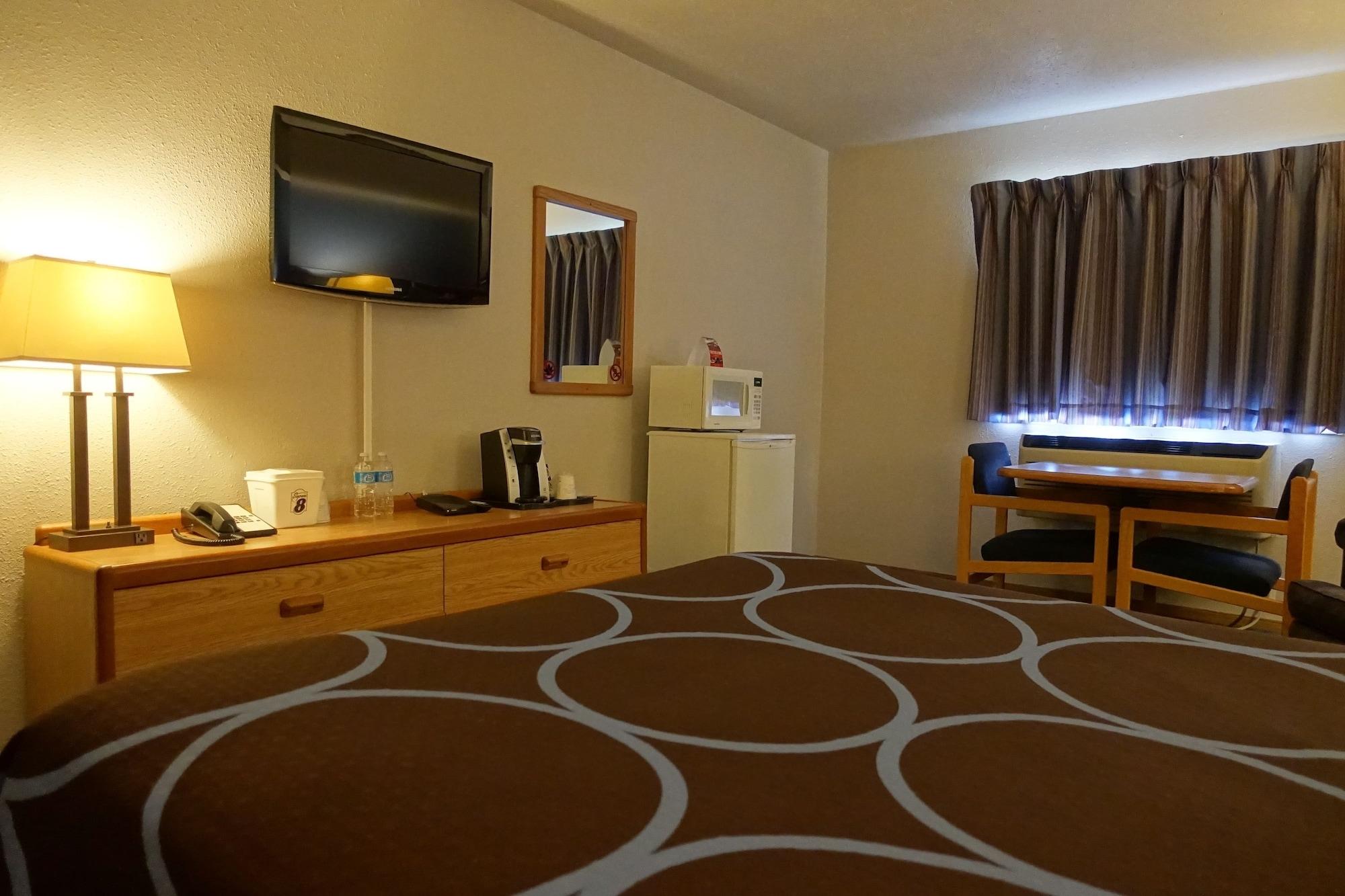 Super 8 By Wyndham
