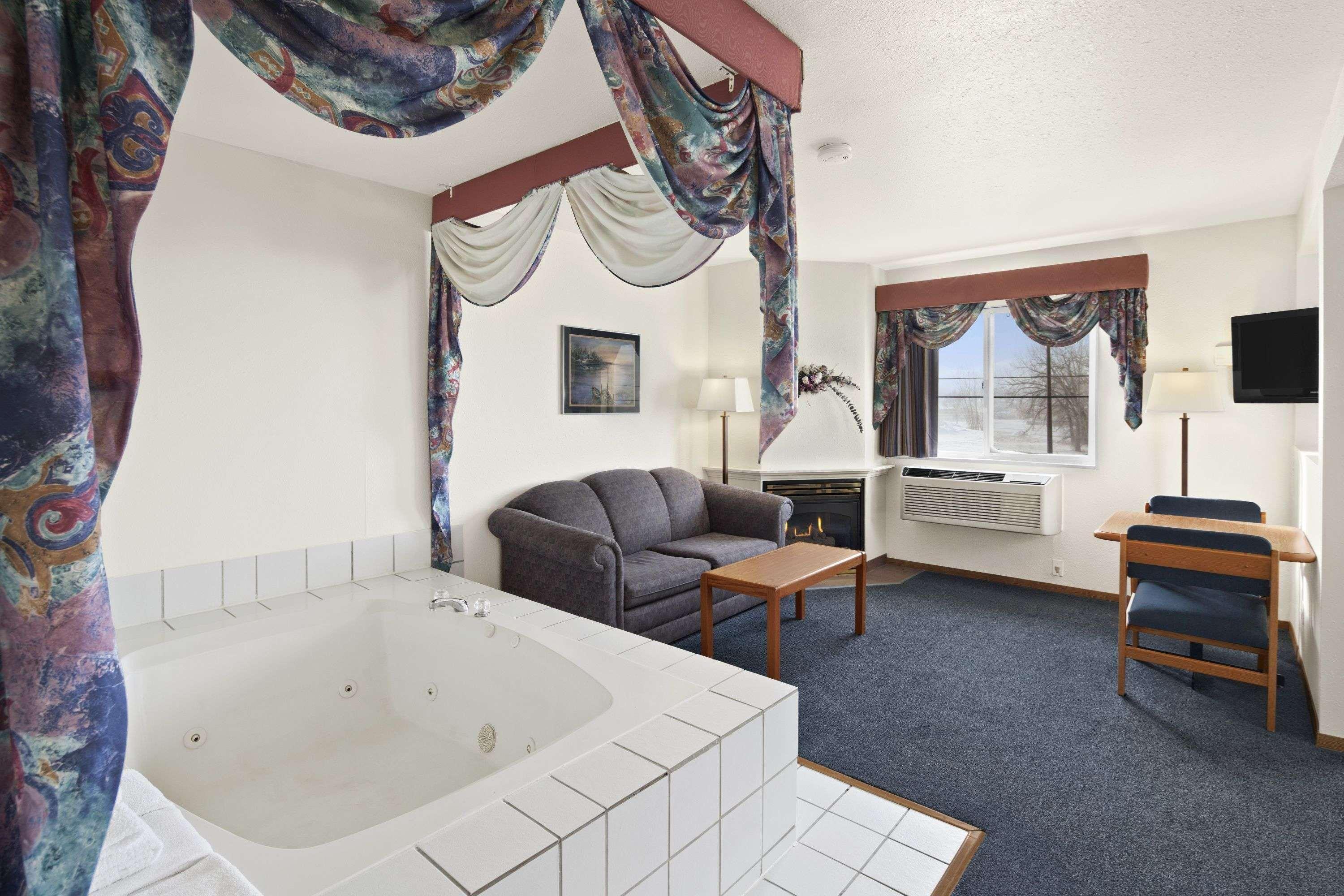 Super 8 By Wyndham
