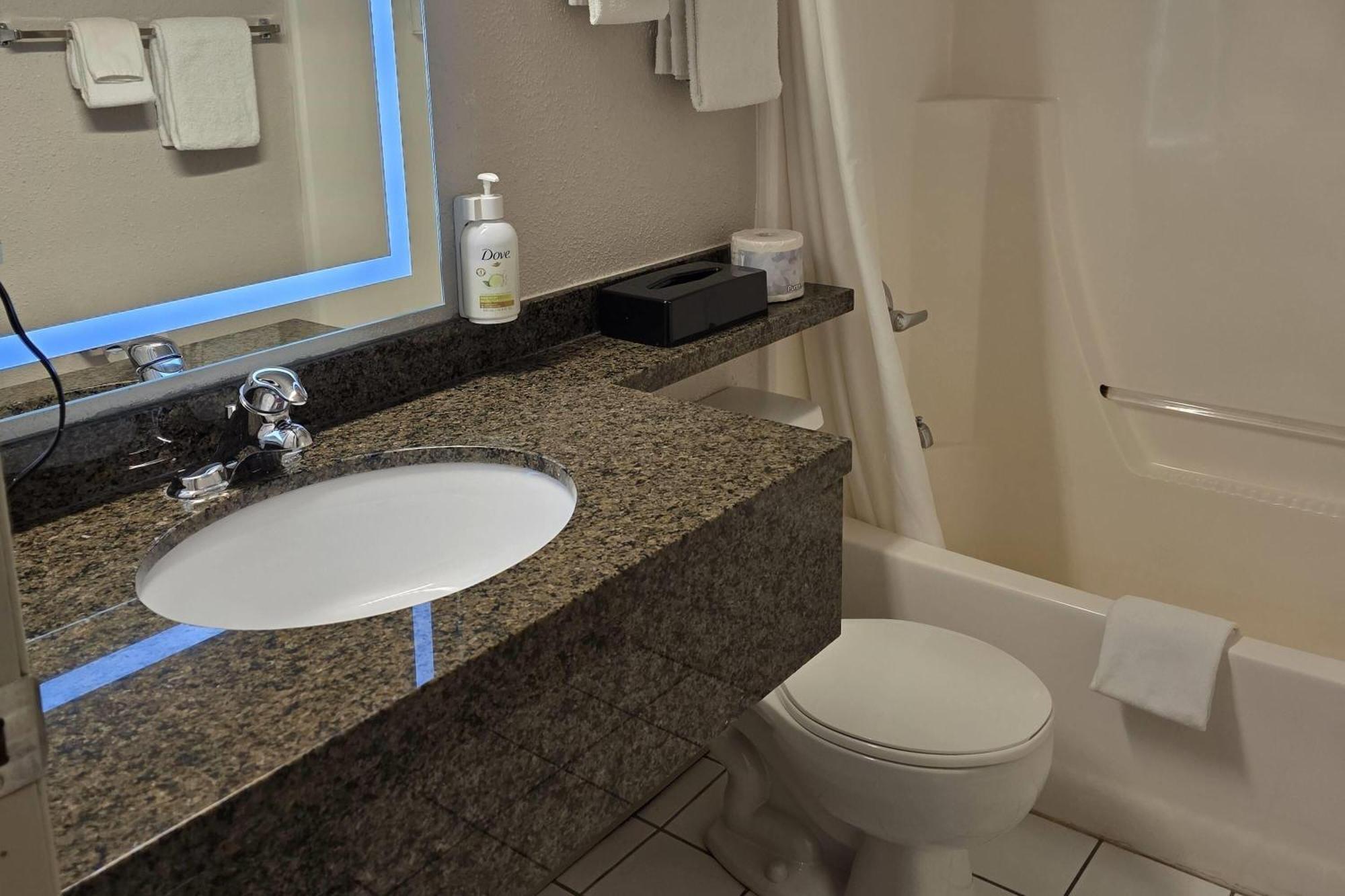 Hotel Super 8 By Wyndham Swift Current