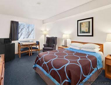 Super 8 By Wyndham